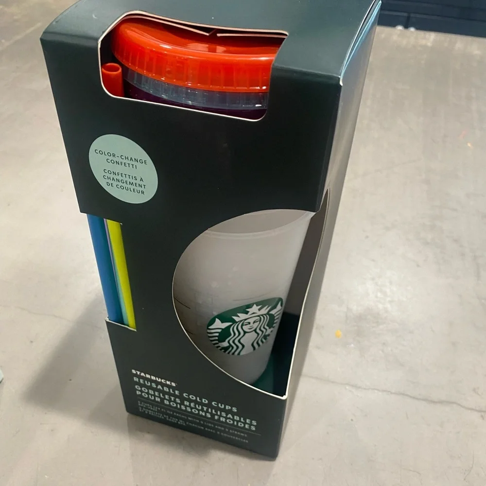 EXCLUSIVE color changing reusable 🌎cups w/straws by STARBUCKS! See pic 4 deets!